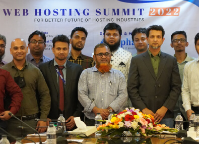 hosting summit photo