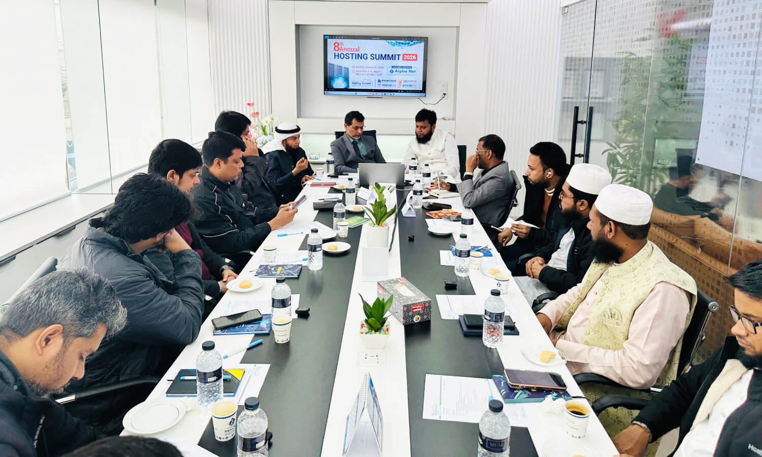 8th Annual Hosting Summit